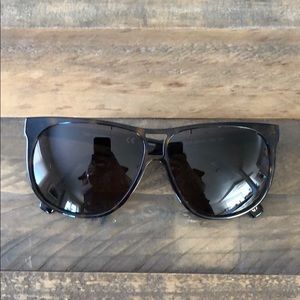 D&G tortoise sunnies D&G 3076